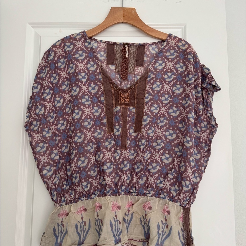 Free People boho print embroidered short sleeve peplum blouse shirt top size XS